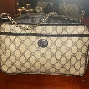 Vintage Gucci crossbody
